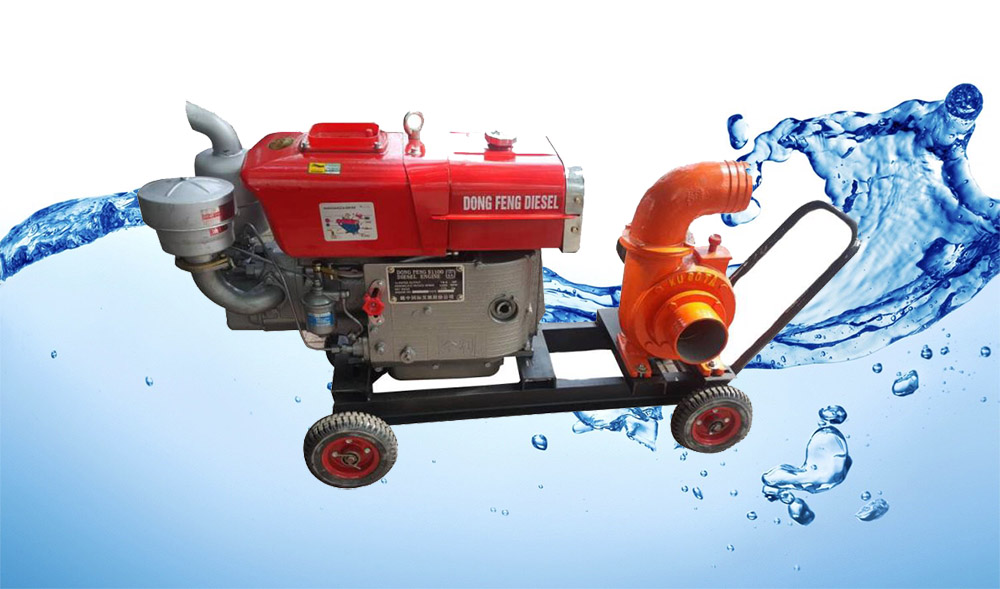 Máy bơm nước chạy bằng dầu